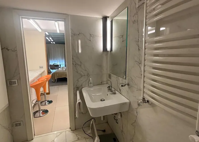 Trevi Fountain Loft Apartment