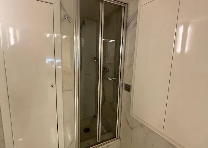Trevi Fountain Loft Apartment *