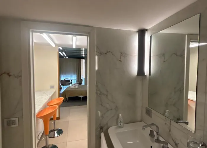 Trevi Fountain Loft Apartment Rome